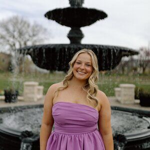 Meet your Posher, Addie